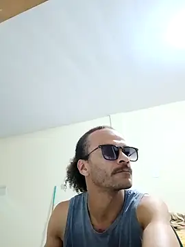 Snapshot of JamesQuaresma chatting on January 23, 2025, 10:44 pm JamesQuaresma online show from January 23, 2025, 10:44 pm