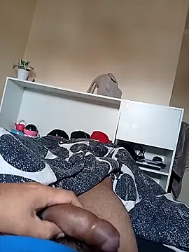 Byalexander2020 online show from April 23, 2026, 5:03 pm