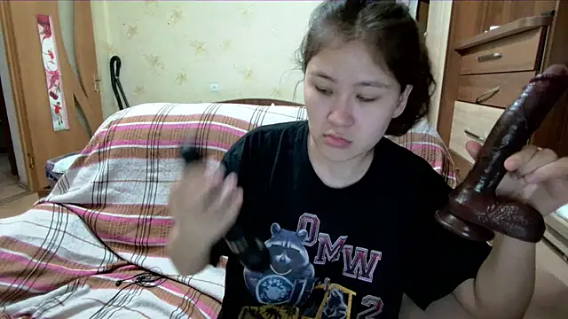 Riz girl online show from April 10, 2026, 2:24 pm