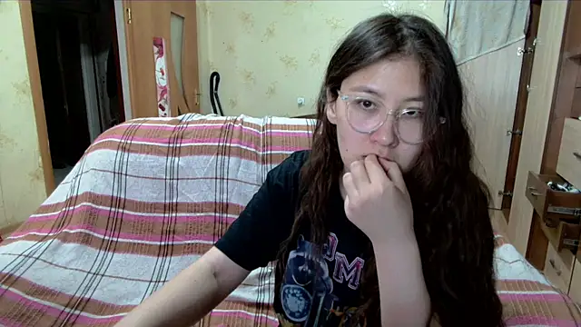 Riz girl online show from April 5, 2026, 11:39 am