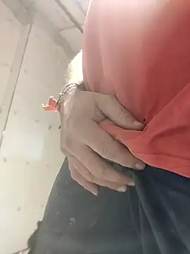 juandi21cm online show from January 13, 2026, 11:58 am