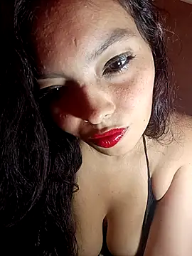 Snapshot of Melanymartinez105 chatting on April 4, 2026, 10:16 pm Melanymartinez105 online show from April 4, 2026, 10:16 pm
