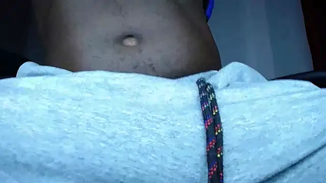 Snapshot of MAXJONES_2 chatting on November 29, 2025, 6:19 pm MAXJONES 2 online show from November 29, 2025, 6:19 pm