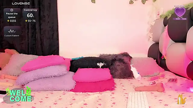 sabrinamossii online show from April 20, 2026, 9:01 am