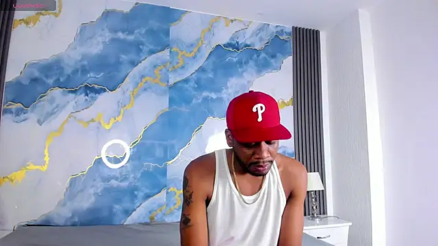 Kylieandjhonny online show from December 18, 2025, 4:39 am