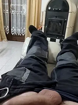 Snapshot of manuel9428 chatting on February 22, 2025, 2:08 pm manuel9428 online show from February 22, 2025, 2:08 pm