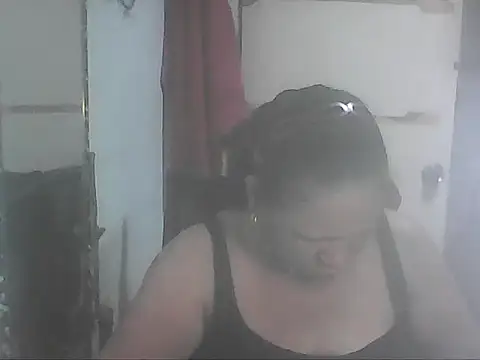 Snapshot of hotwet_mama4uxx chatting on October 5, 2025, 1:46 pm hotwet mama4uxx online show from October 5, 2025, 1:46 pm