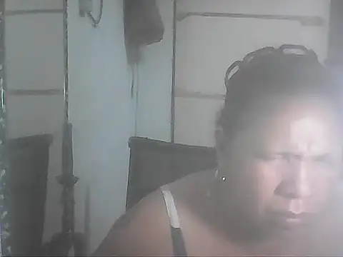 Snapshot of hotwet_mama4uxx chatting on October 4, 2025, 11:12 am hotwet mama4uxx online show from October 4, 2025, 11:12 am