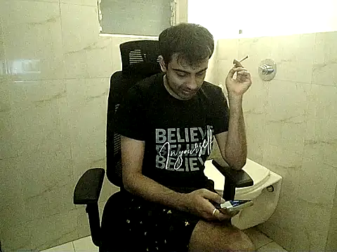 Snapshot of king_kong_india1 chatting on February 1, 2026, 10:02 am king kong india1 online show from February 1, 2026, 10:02 am