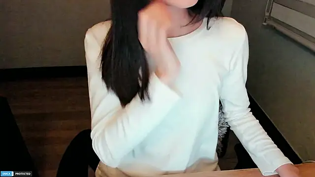 Ayase momo online show from January 20, 2025, 4:54 am