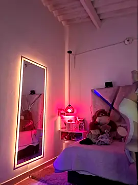 MariaPau 83 online show from April 9, 2026, 3:08 am