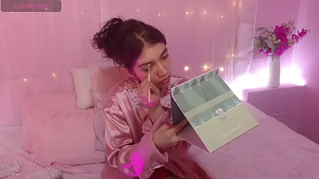 Sweetcristin online show from May 30, 2026, 2:51 am
