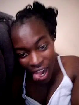 Snapshot of _cutemelania chatting on March 4, 2025, 2:32 pm  cutemelania online show from March 4, 2025, 2:32 pm