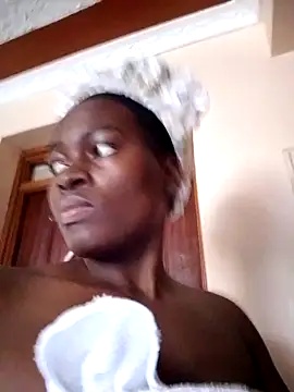 Snapshot of _cutemelania chatting on February 8, 2025, 10:29 am  cutemelania online show from February 8, 2025, 10:29 am