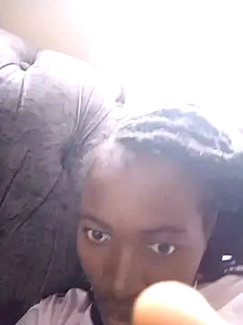 Snapshot of _cutemelania chatting on January 29, 2025, 2:10 pm  cutemelania online show from January 29, 2025, 2:10 pm