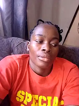 Snapshot of _cutemelania chatting on February 17, 2025, 12:16 pm  cutemelania online show from February 17, 2025, 12:16 pm