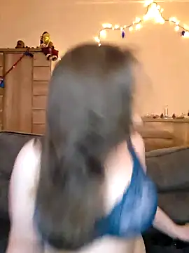 cristalines online show from December 22, 2025, 3:56 pm