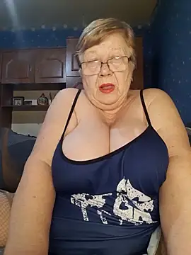 Snapshot of Lena_Gaby chatting on December 16, 2025, 10:08 am Lena Gaby online show from December 16, 2025, 10:08 am