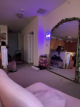 PiggyRose online show from March 8, 2026, 1:00 am