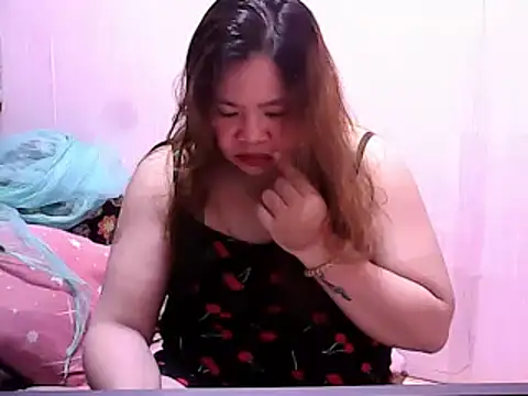 Snapshot of bridgette4u chatting on November 7, 2025, 11:48 am bridgette4u online show from November 7, 2025, 11:48 am