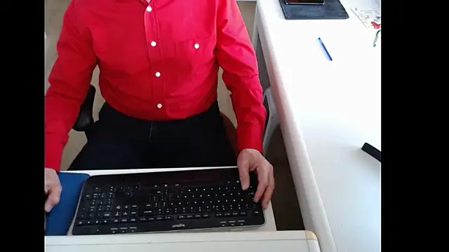 Snapshot of dutchpornking chatting on May 16, 2026, 5:39 am dutchpornking online show from May 16, 2026, 5:39 am