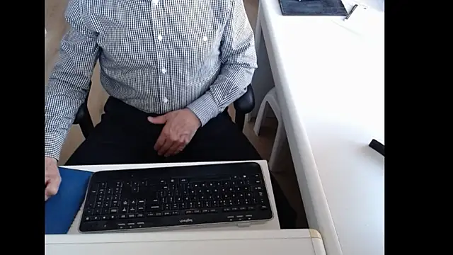 Snapshot of dutchpornking chatting on April 30, 2026, 6:09 am dutchpornking online show from April 30, 2026, 6:09 am