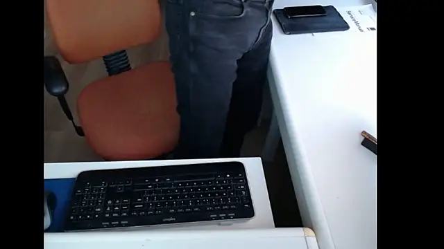 dutchpornking online show from April 16, 2026, 6:03 am