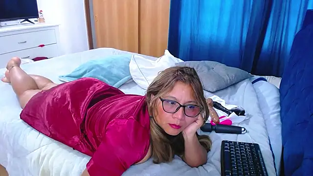 Snapshot of mondirty70 chatting on May 26, 2026, 1:09 pm mondirty70 online show from May 26, 2026, 1:09 pm