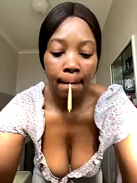 Snapshot of cherrybabe76 chatting on November 21, 2025, 6:45 am cherrybabe76 online show from November 21, 2025, 6:45 am