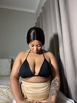 Snapshot of cherrybabe76 chatting on November 17, 2025, 12:20 pm cherrybabe76 online show from November 17, 2025, 12:20 pm