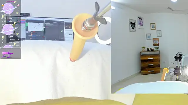 Snapshot of sofi_velez chatting on September 15, 2025, 5:24 pm sofi velez online show from September 15, 2025, 5:24 pm