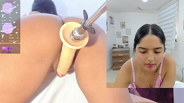 Snapshot of sofi_velez chatting on September 8, 2025, 5:23 pm sofi velez online show from September 8, 2025, 5:23 pm