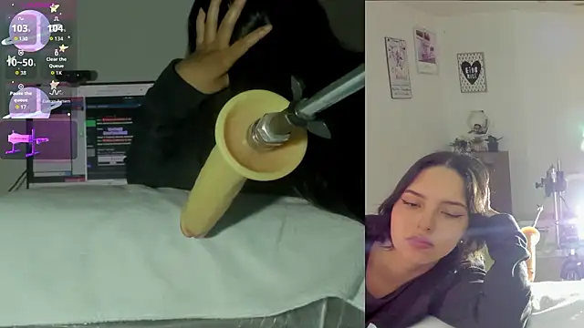 Snapshot of sofi_velez chatting on February 24, 2026, 5:03 pm sofi velez online show from February 24, 2026, 5:03 pm