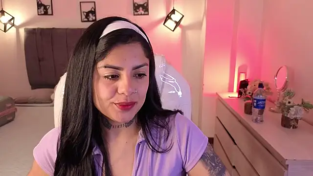 Catalinaa martinez online show from October 11, 2025, 3:40 am