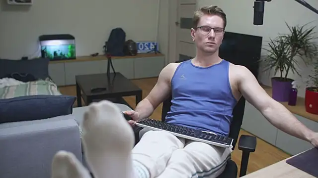 kevin-park online show from February 21, 2025, 5:53 pm