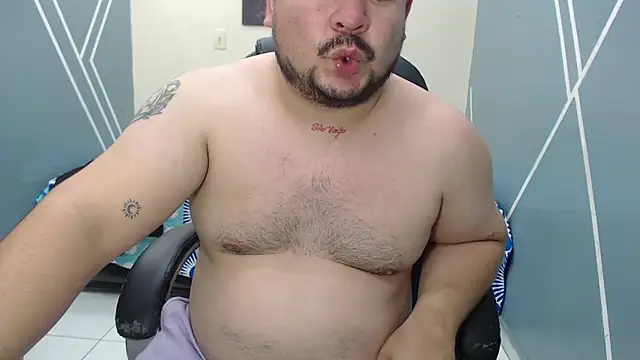 Snapshot of oso_dirty_ chatting on March 22, 2025, 5:41 pm oso dirty  online show from March 22, 2025, 5:41 pm