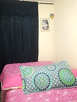 iamemmablake online show from October 31, 2025, 2:52 am