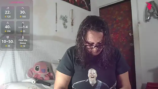 BiirdyDavis online show from October 18, 2025, 11:01 am