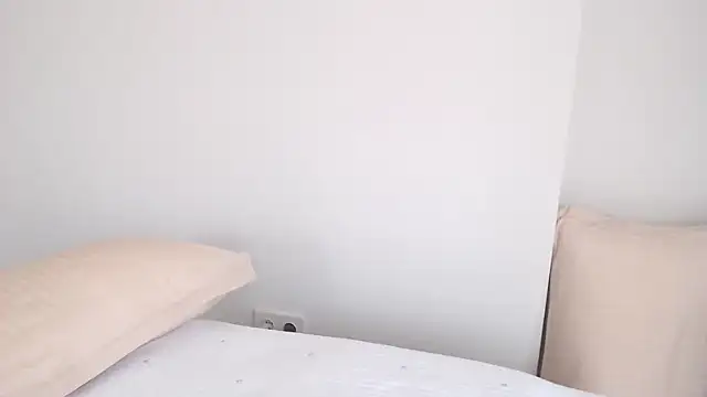 Snapshot of KimiKartman chatting on September 15, 2025, 6:47 am KimiKartman online show from September 15, 2025, 6:47 am