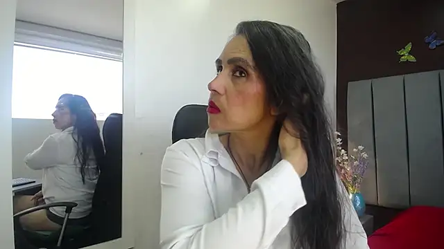 moxa hot online show from December 3, 2025, 3:11 pm