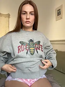 BritneyHall online show from March 13, 2026, 9:36 am