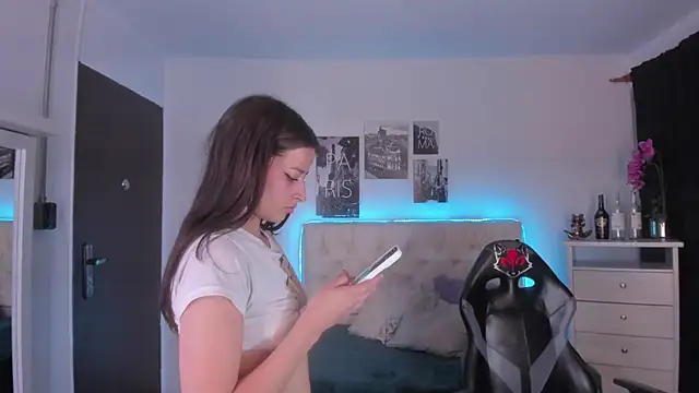 Snapshot of Amaia_Daniells chatting on January 28, 2025, 7:22 am Amaia Daniells online show from January 28, 2025, 7:22 am