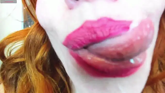 Snapshot of softlysoftlyasbeauty chatting on February 26, 2025, 2:16 pm softlysoftlyasbeauty online show from February 26, 2025, 2:16 pm