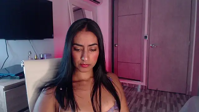 Snapshot of Brown_skin11 chatting on November 8, 2025, 9:40 pm Brown skin11 online show from November 8, 2025, 9:40 pm