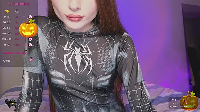 april kampf online show from October 31, 2025, 9:00 pm