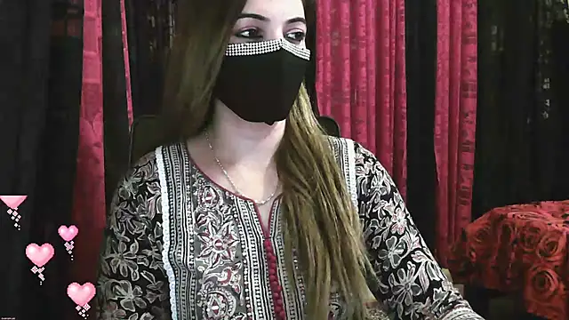 Snapshot of Cute_Sonii chatting on March 14, 2025, 8:38 pm Cute Sonii online show from March 14, 2025, 8:38 pm