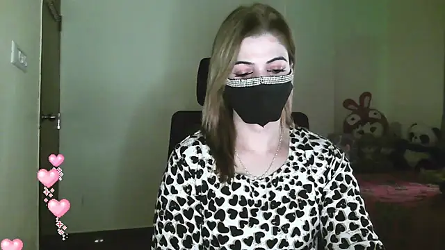 Cute Sonii online show from December 23, 2025, 10:47 am