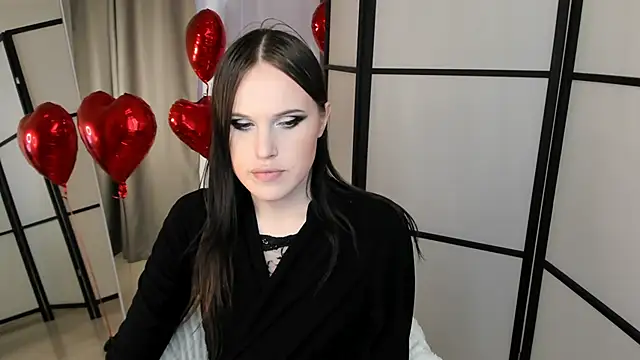 Snapshot of EffieMinki chatting on February 10, 2026, 11:53 am EffieMinki online show from February 10, 2026, 11:53 am