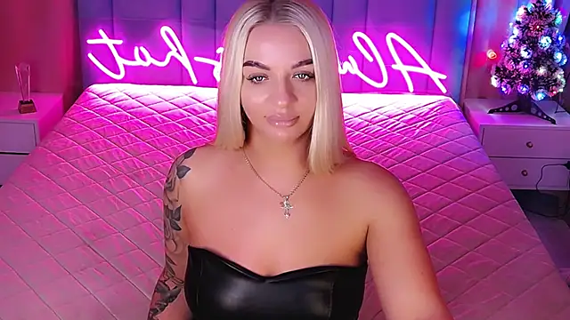 AllwaysHotJ online show from January 12, 2026, 2:18 am