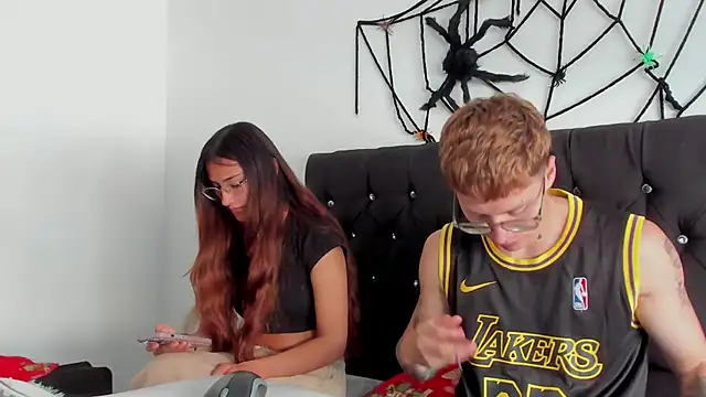 A sexy couple   online show from October 25, 2025, 8:09 pm